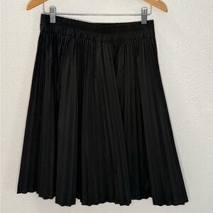 NWOT J. Crew  Black Pleated Skirt size S